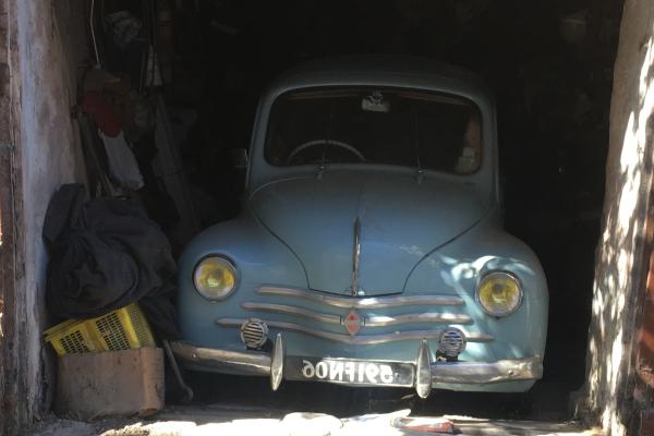 Renault 4CV