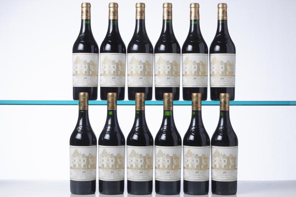 Caisse de 12 bouteilles Château Haut-Brion 1990