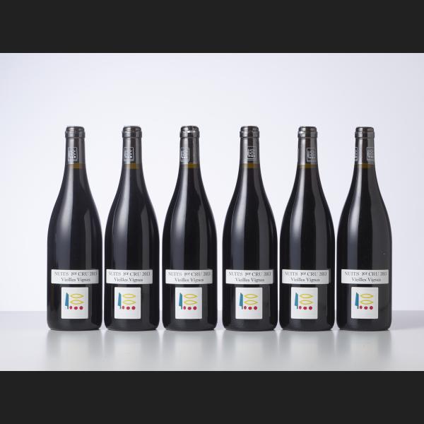 Lot : 608