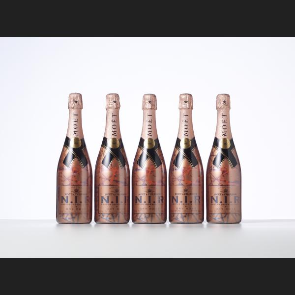 Lot : 608