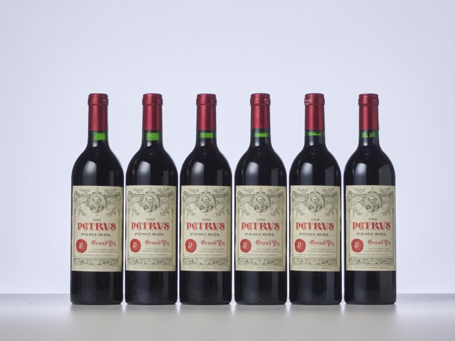 6 bouteilles Petrus 1988