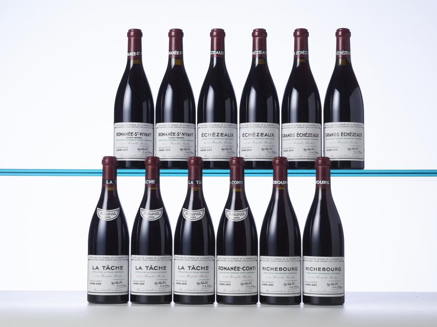 Assortiment de 12 bouteilles du Domaine Romanée-Conti 2000