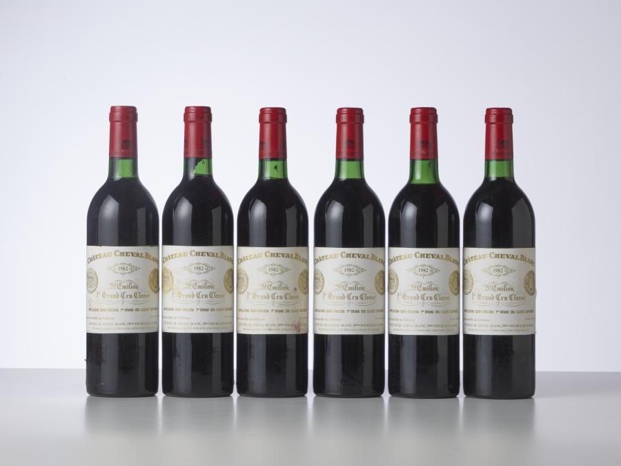 6 Bouteilles Château Cheval Blanc 1982