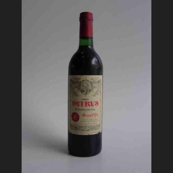 Lot : 330
