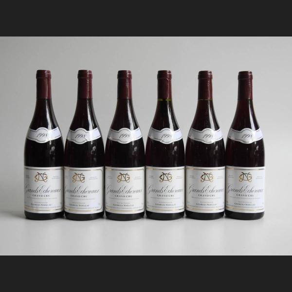 Lot : 701